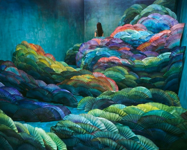 Jee Young Lee Incredible (Non-Photoshopped) Installations 2